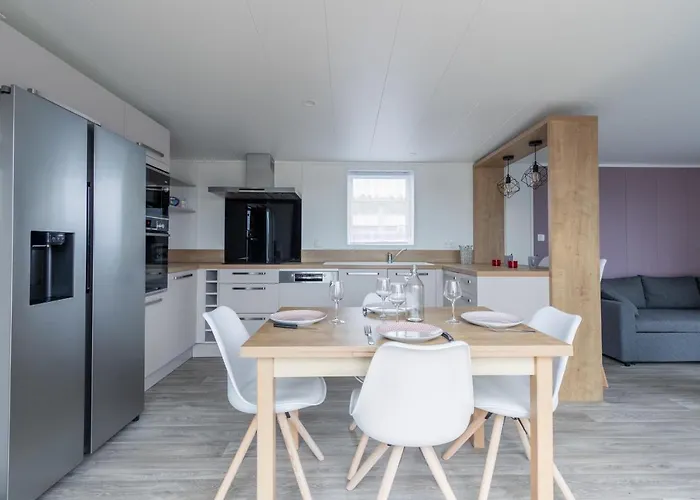 Beau Pour 4 Pers - Acces Piscine Chauffee Chalet *